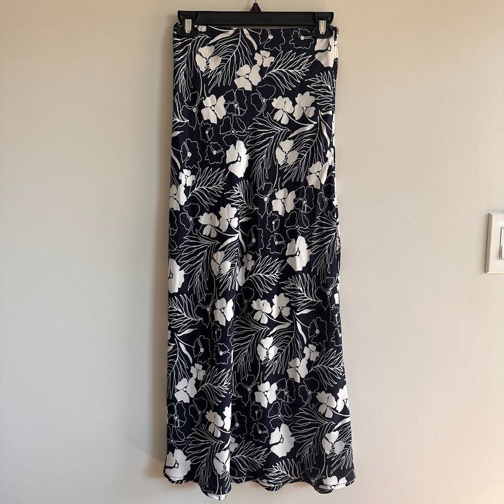 RESA | Isla Skirt in Navy Maui